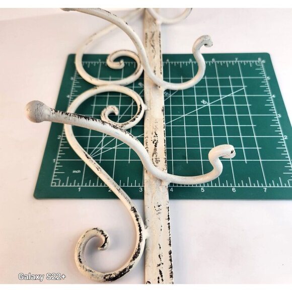 Vintage Distressed White Iron Coat and Hat Hanger 3 Hook Cottage Victorian Style - Picture 4 of 8